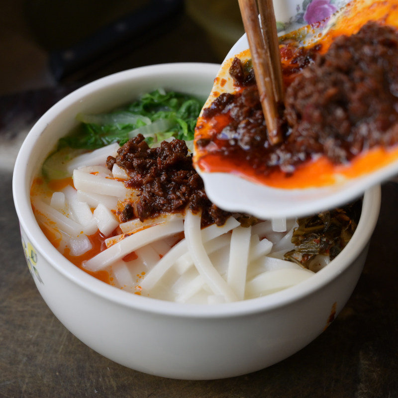 饵块云南特产曲靖香米耳块真空袋装保鲜烧饵块冲泡方便面