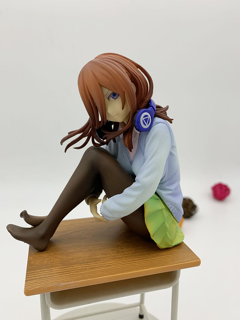 国产优质等分花嫁中野课桌动漫手办模型机箱手办