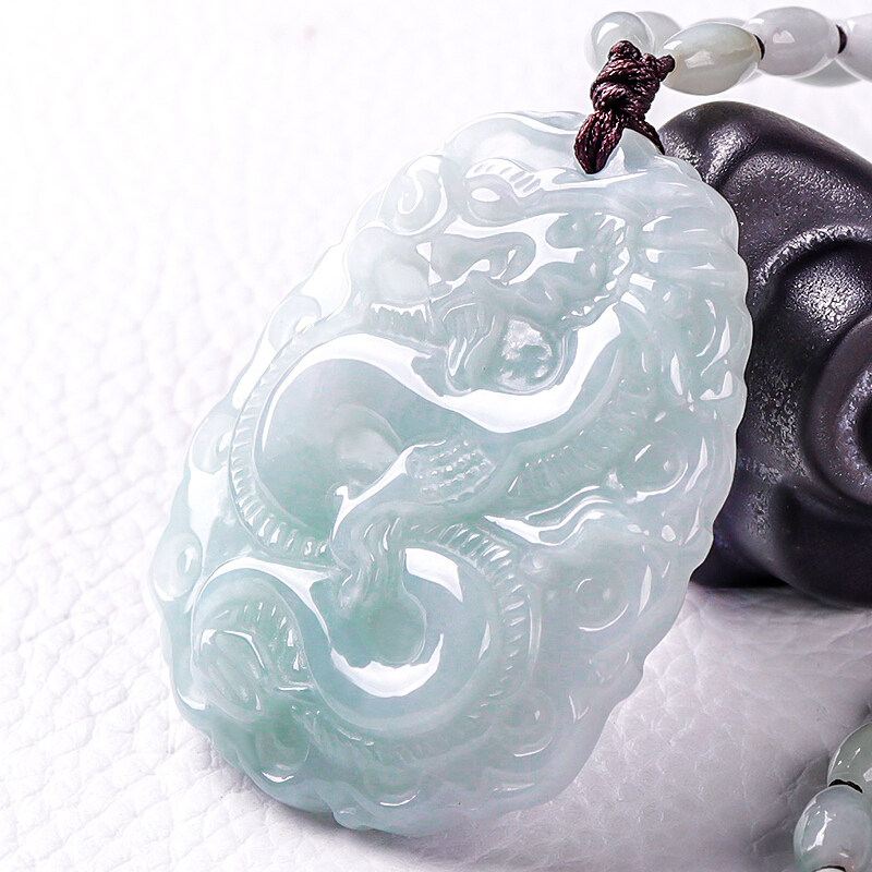 玉石龙牌圣义玉佩霸气挂件生肖龙挂件翡翠天然颈饰