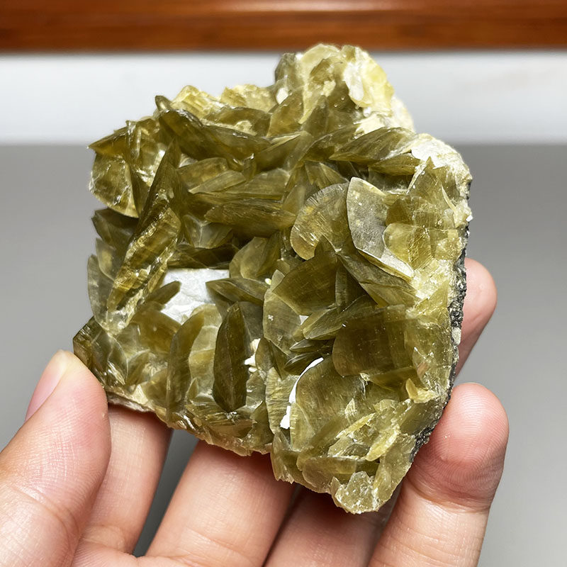 天然贵州菱铁矿共生白云石标本教学科普摆件矿物奇石