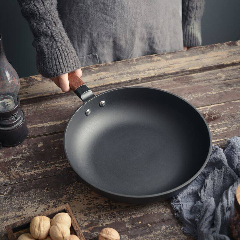 铁锅新加厚家用涂层煎锅多功能平底锅纯铁不粘锅铸铁煎锅