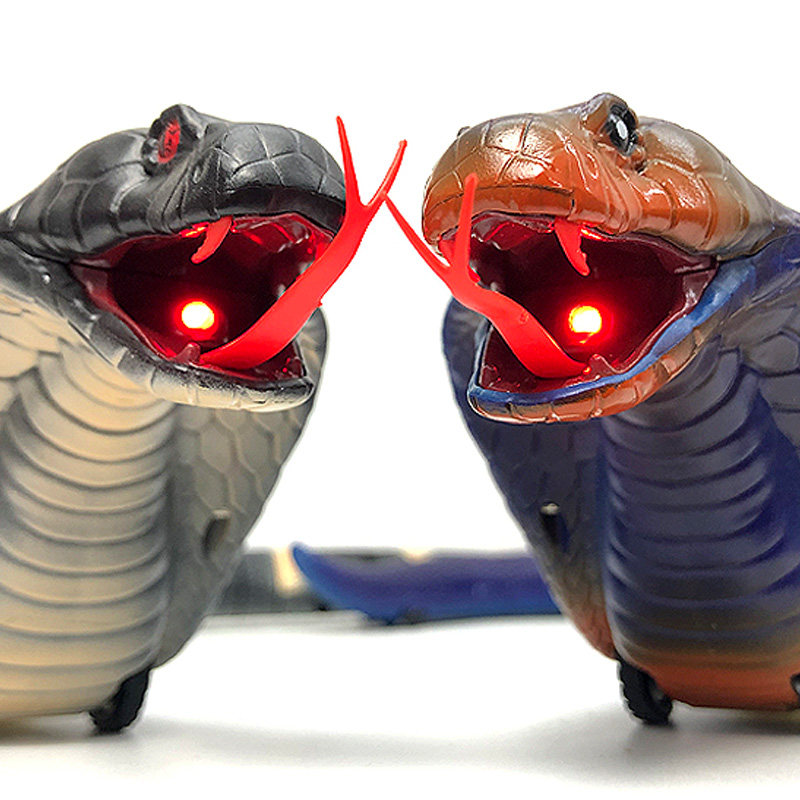 仿真眼镜蛇电动响尾蛇遥控蟒蛇水蛇会动毒蛇咬手创意