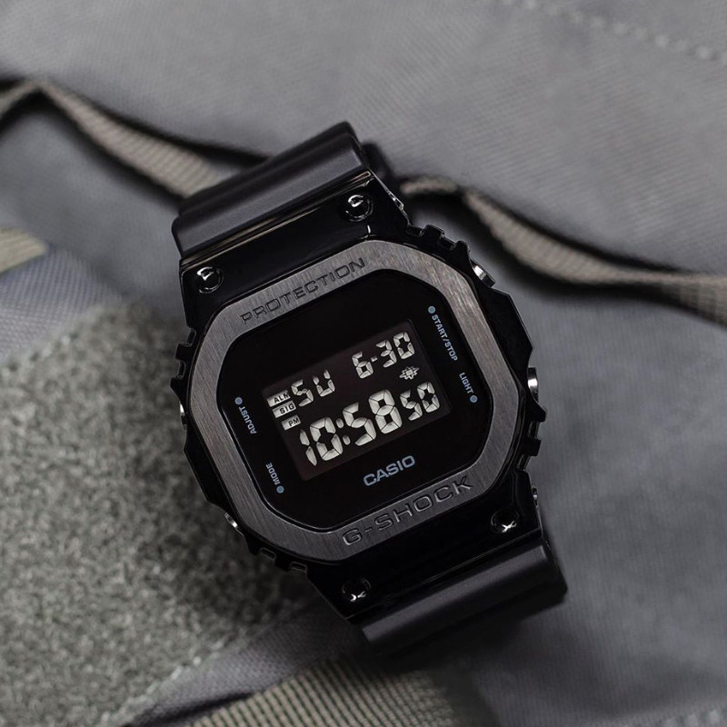 卡西欧g-shock手表蓝牙运动金属方形gm-b5600-1/b-1/-3/gmw-b5000