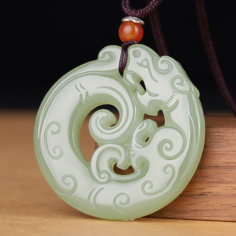 天然和田玉青玉镂空龙牌吊坠男女玉石青龙项链双面圆形龙挂件玉佩
