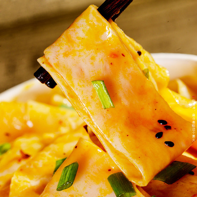 阿宽红油面皮整箱105g*12桶 桶装宽面皮方便面四川网红泡面速食