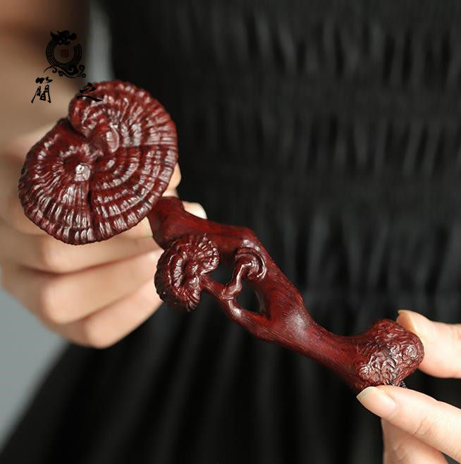 灵芝如意手把印度小叶紫檀木雕文玩盘玩手玩把木雕