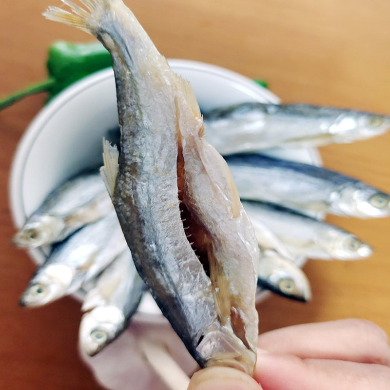 餐条农家子鱼淡水咸鱼翘嘴河鱼小河特产宿松鱼干