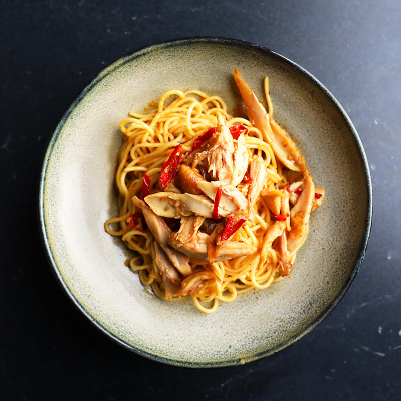 番尼新品手撕鸡丝拌面麻辣拌酱干拌袋装方便面冲泡方便面