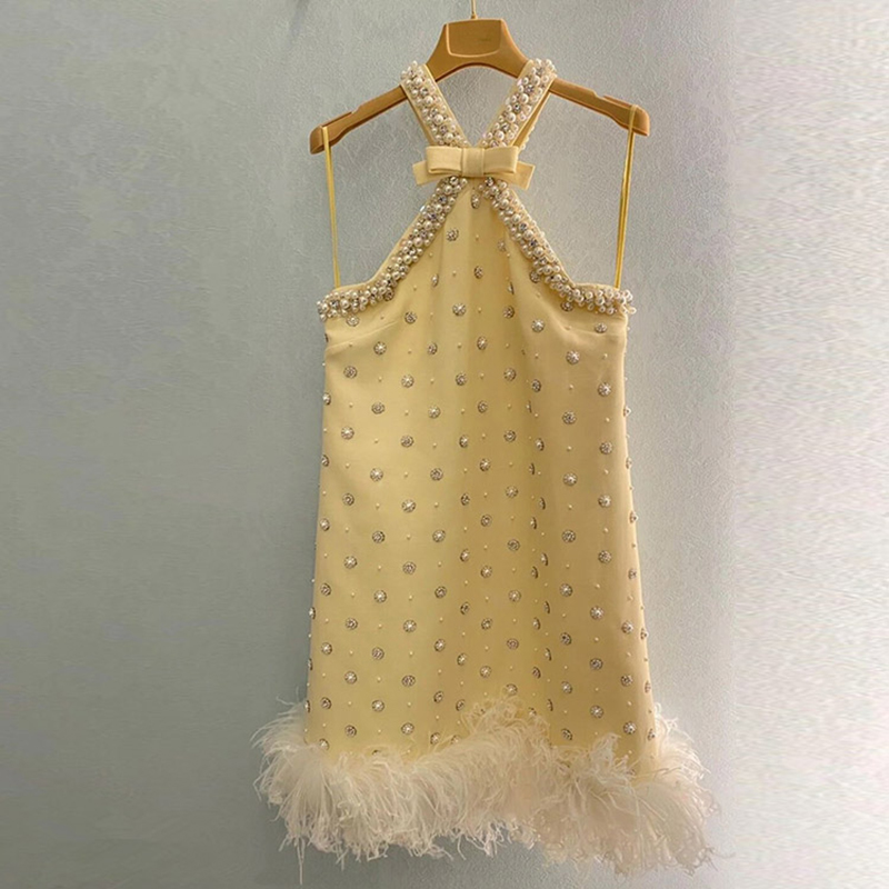 吊带裙女夏法式黄色连衣裙设计感小众短款小个子裙子性感显瘦气质