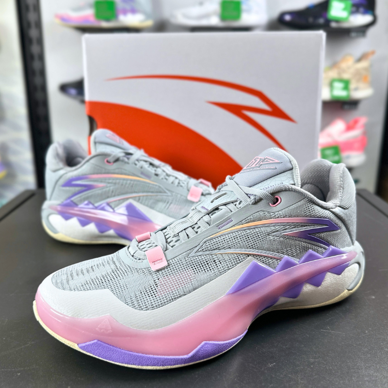 安踏狂傲一代氮科技篮球鞋男子专业实战耐磨减震运动鞋112421106s