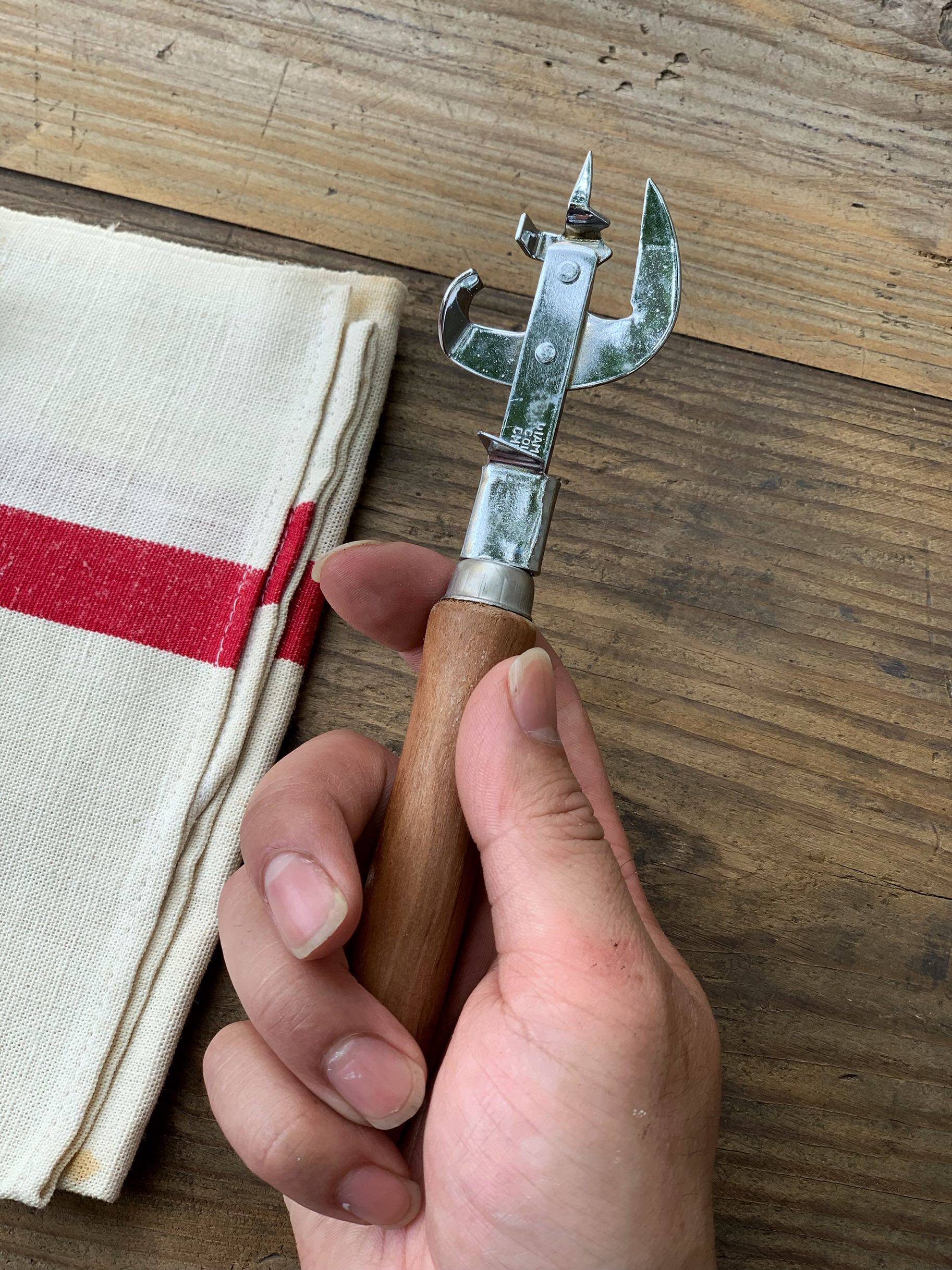 nft乡村实木多功能开瓶器罐头汽水扳手怀旧古董开罐器