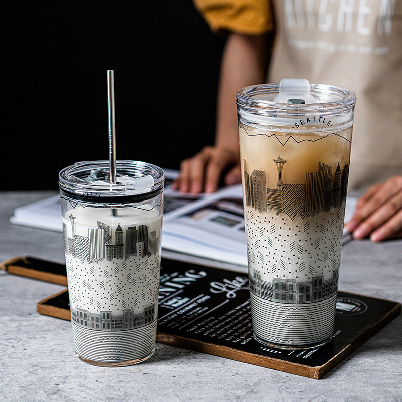 超大水杯简约高颜值大容量ins吸管大人带盖家用玻璃杯