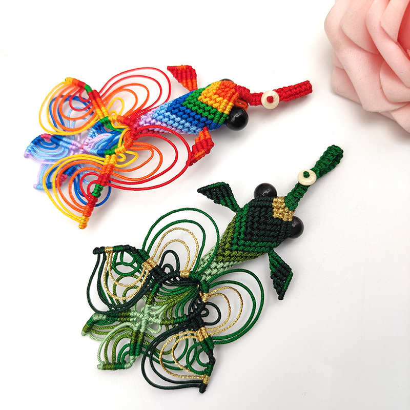 中国结手工绳编钥匙扣包包挂饰立体金鱼挂件送礼中国结