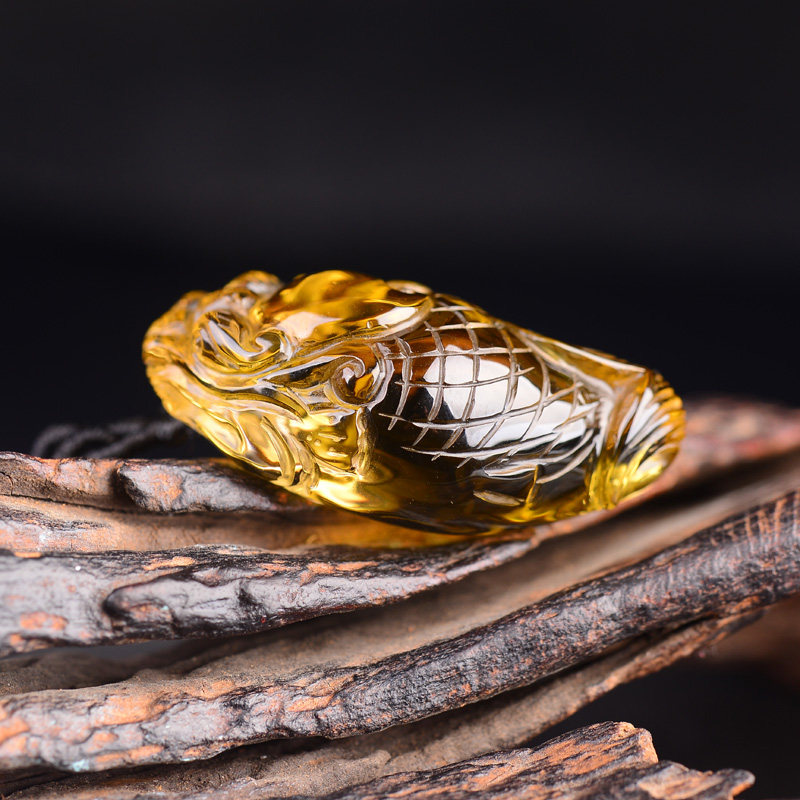 深黄色 灵鳌夺魁争魁黄水晶吊坠 鸿运有余 文昌鱼项坠饰品 旺学业