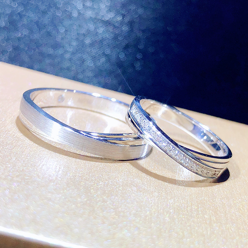 18k白金天然钻石拉丝情侣对戒缠绵钻石对戒男女戒订婚求婚结婚戒