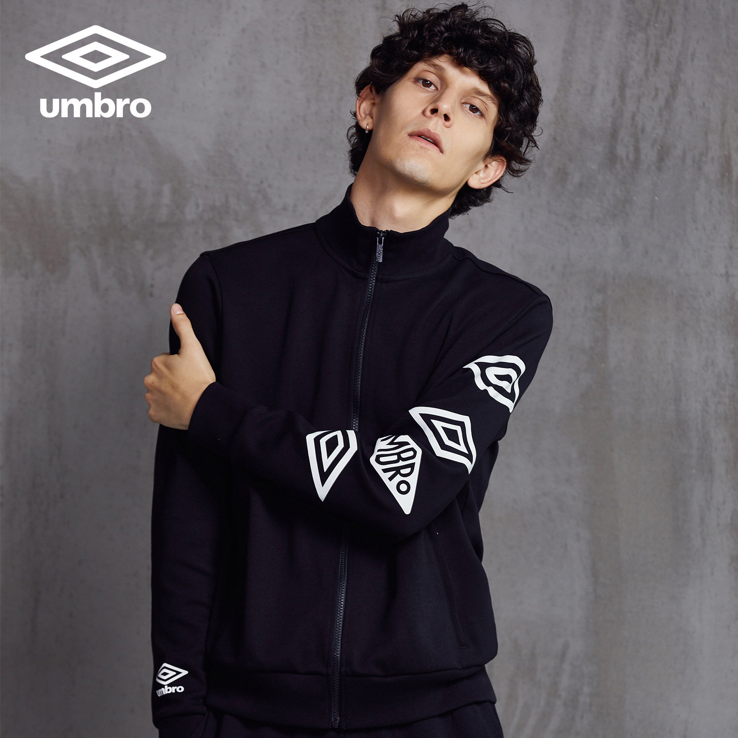 茵宝umbro男装外套立领卫衣开衫无帽卫衣休闲运动服uo183ap2425