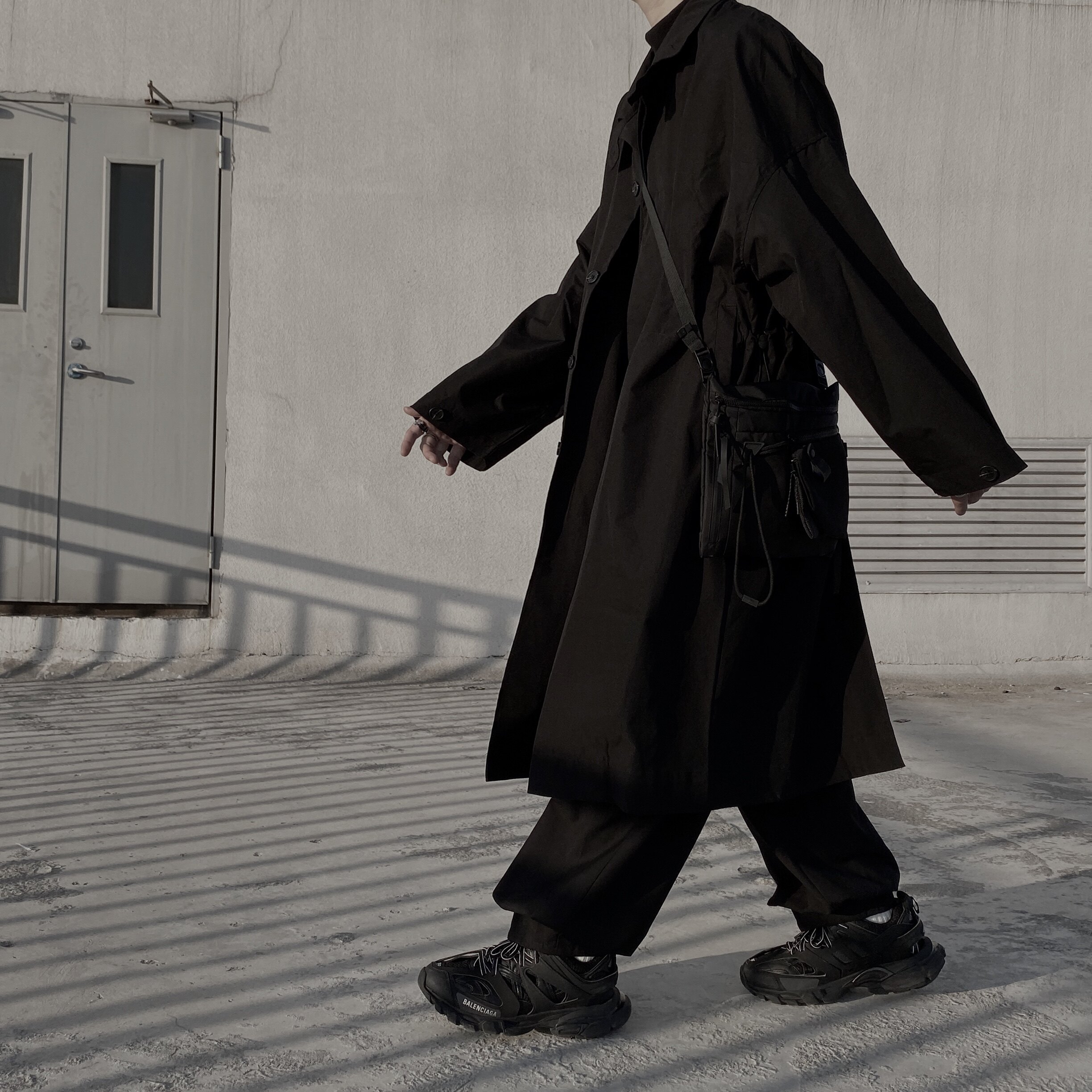 normcoremoment山本耀司风极简黑色长款大衣男女宽松薄款风衣外套