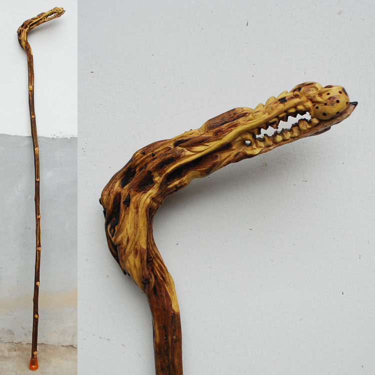 周瑞赞手雕精品野生倒刺龙头拐杖实木根雕老人根雕