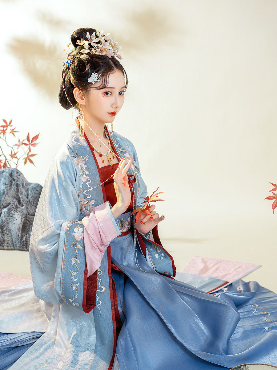 钟灵记鲛人曲宋制对襟长褙长衫百迭襦裙女汉服宋抹广民族服装