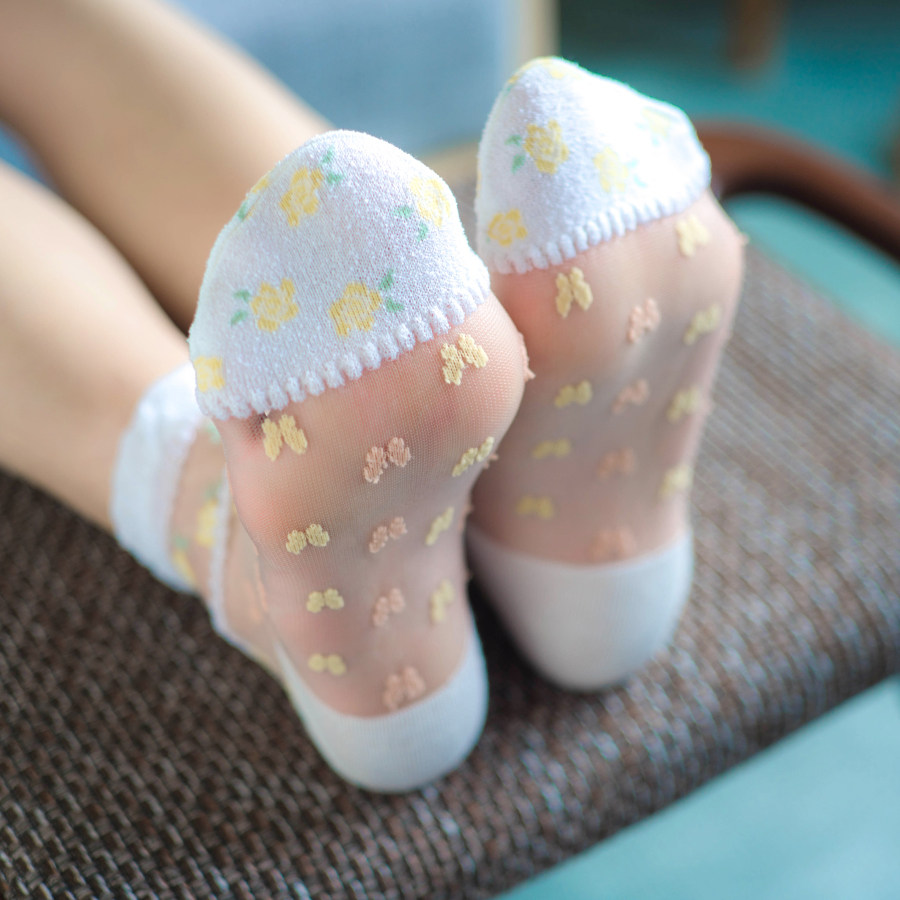 柚子日本进口高强尼龙丝全透蝴蝶点缀夏季女款短袜