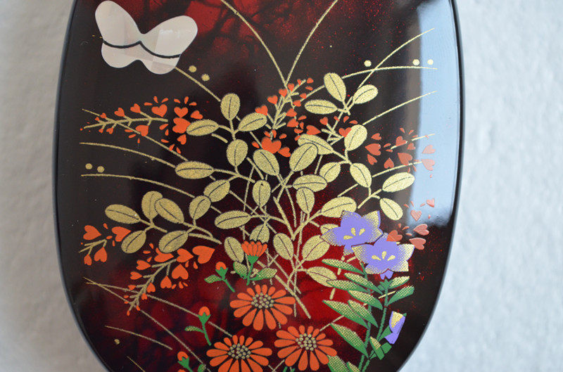 漆器日本山中莳绘小号椭圆形首饰盒蝴蝶贴金金银首饰盒