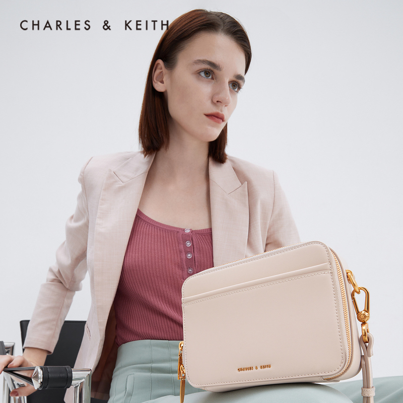 ck女士钥匙锁链条单肩斜挎包