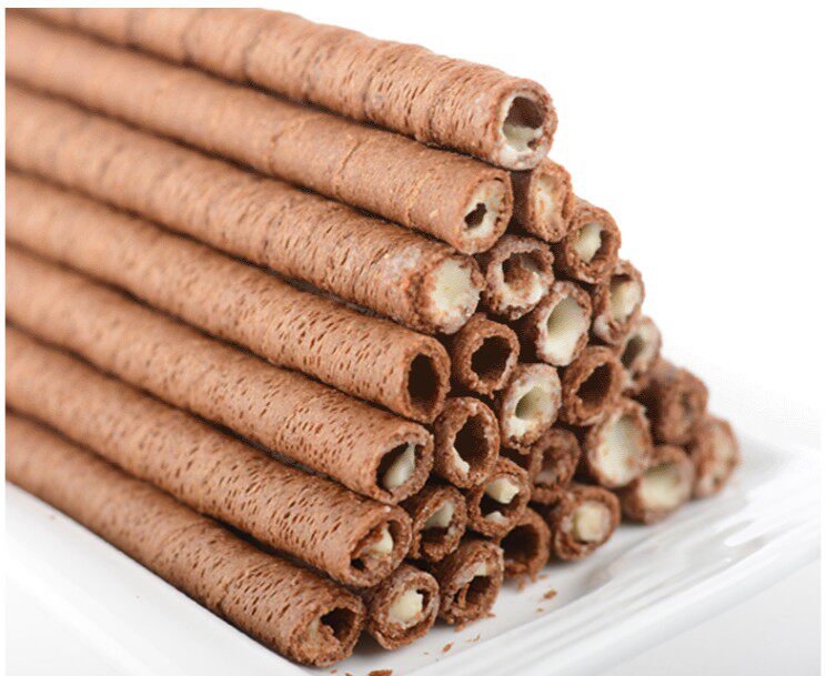 蛋卷酥巧克力棒长条夹心饼干休闲小吃零食铁罐装印尼进口食品