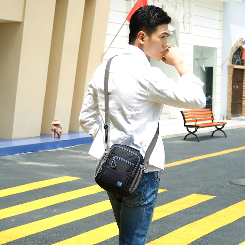 卡拉羊男士单肩包男斜挎包背包休闲运动随身韩版潮户外男士包袋