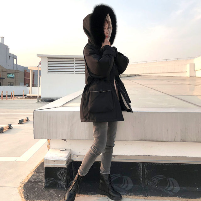 Down jacket women's mid-length 2020 winter new style Velcro hot style small parker big fur collar thick coat Down jacket women's mid-length 2020 winter new style Velcro hot style small parker big fur collar thick coat