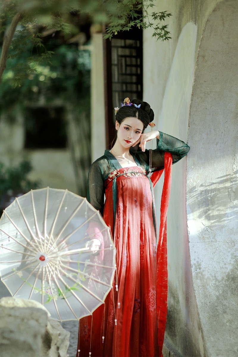 租汉古装艺术节红色齐胸襦裙唐制仙舞台古典舞蹈民族服装