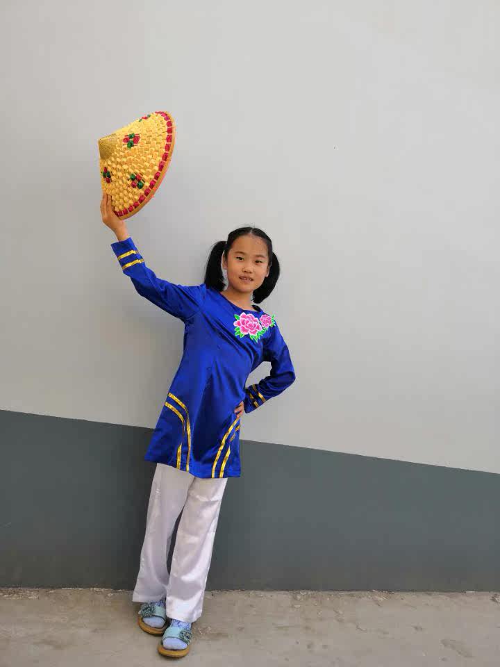 儿童越南女式传统统奥民族演出演出服服装茶艺民族服装