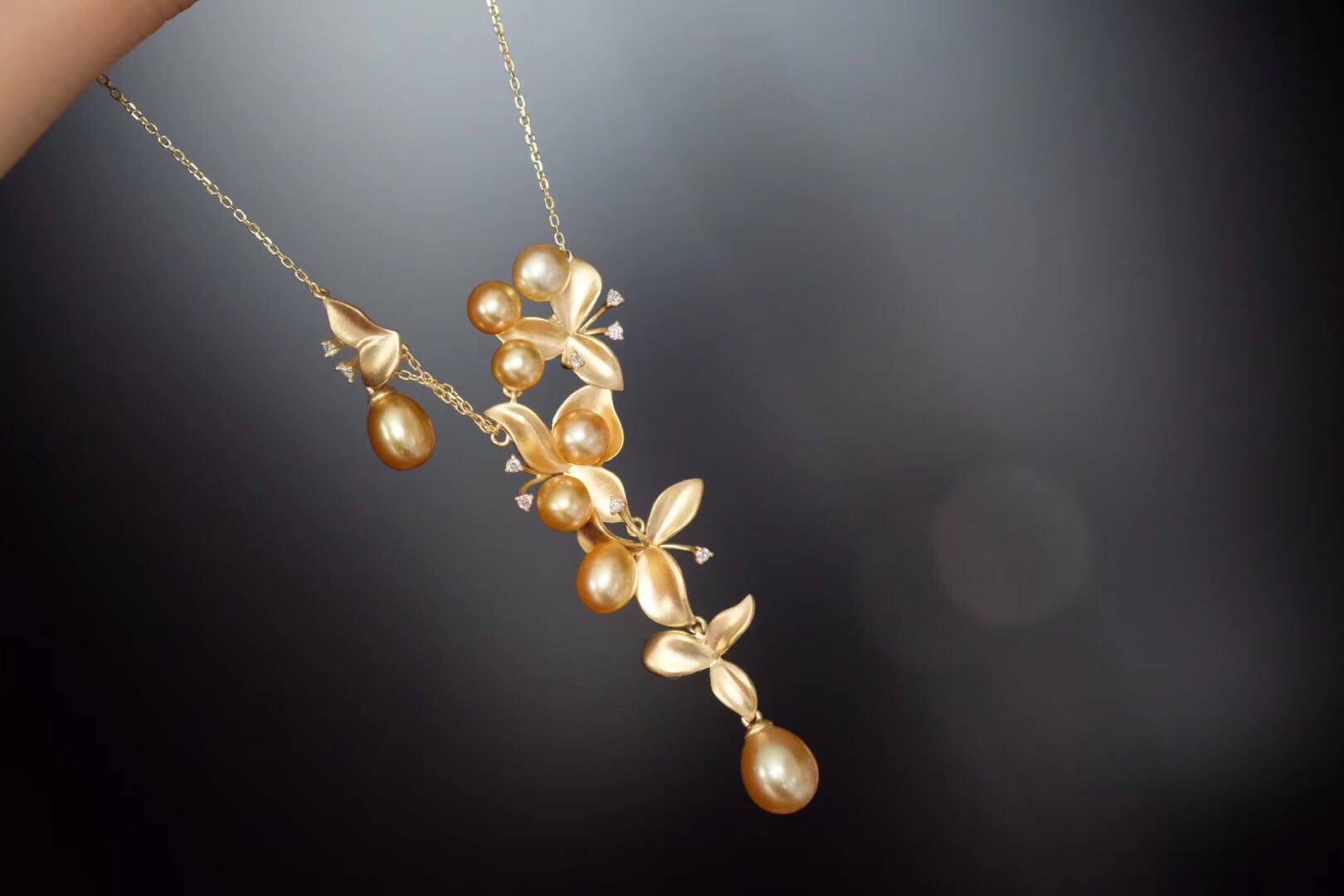 金色野生无核南洋金珠keshi珍珠吊坠错落有致磨砂项链