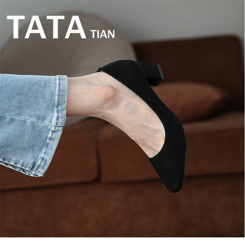 TATA TIAN/他她甜联名通勤圆头单鞋粗跟真皮磨砂黑色高跟浅口鞋女