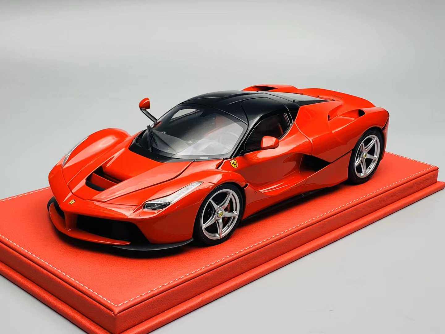 bbr1ferrarilaferrari拉法法拉利合金全开仿真汽车模型售罄车模
