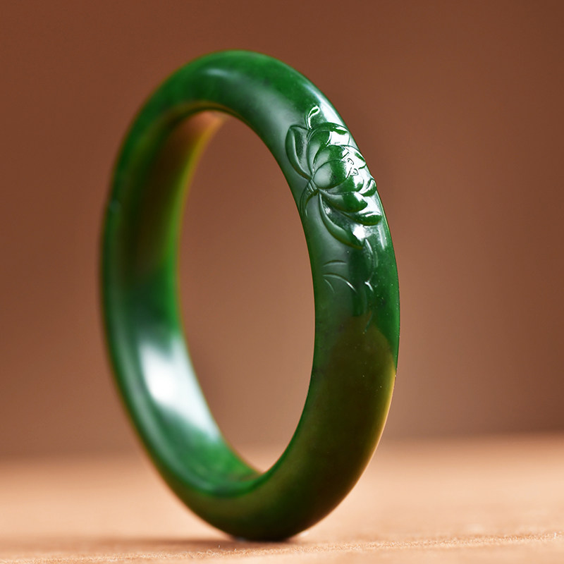 慕皇珠宝一店:天然俄料碧玉平安镯 连年有余 和田玉雕刻莲花手镯