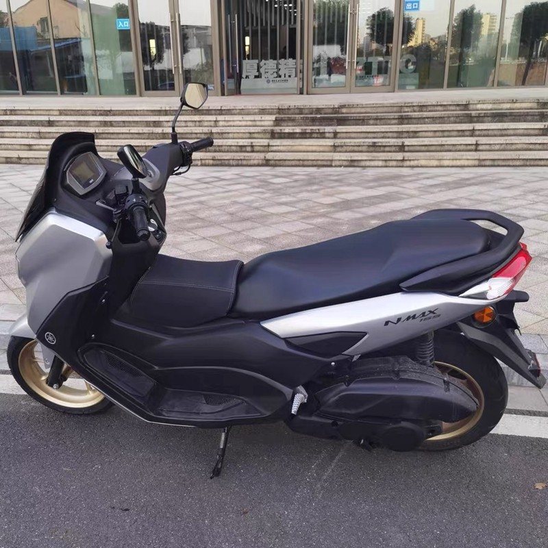 适用1621款雅马哈nmax155改装油箱坐垫小座包前坐儿童摩托车坐垫