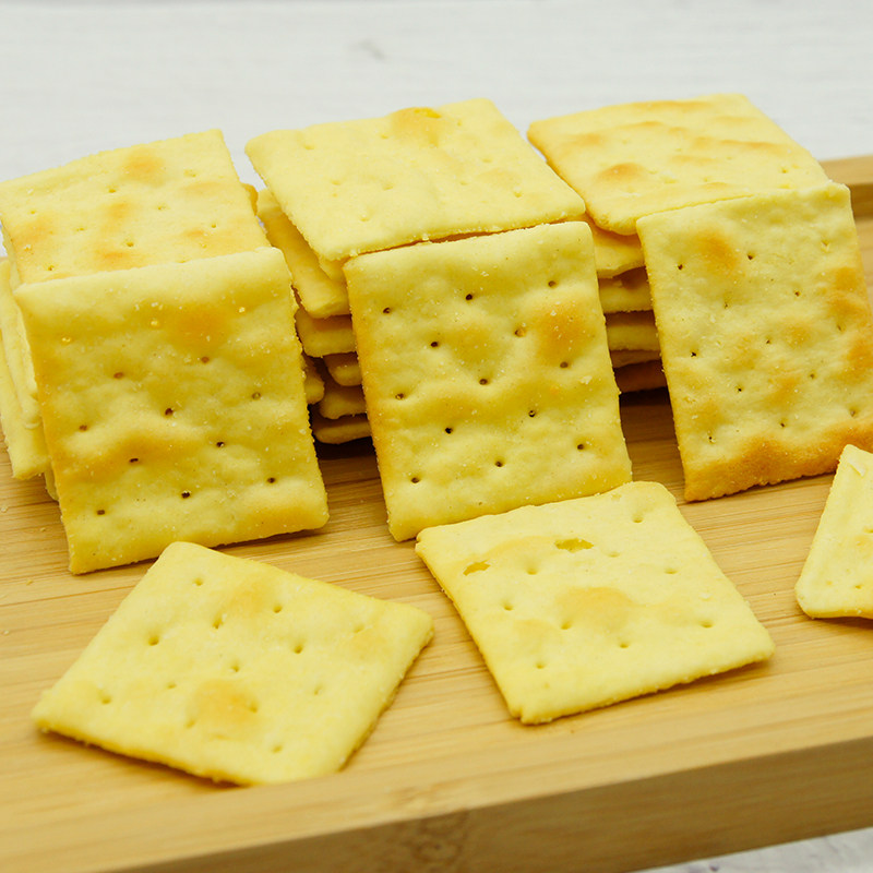 饼干日本进口零食食品三矢制果干酪原味香脆发酵饼干