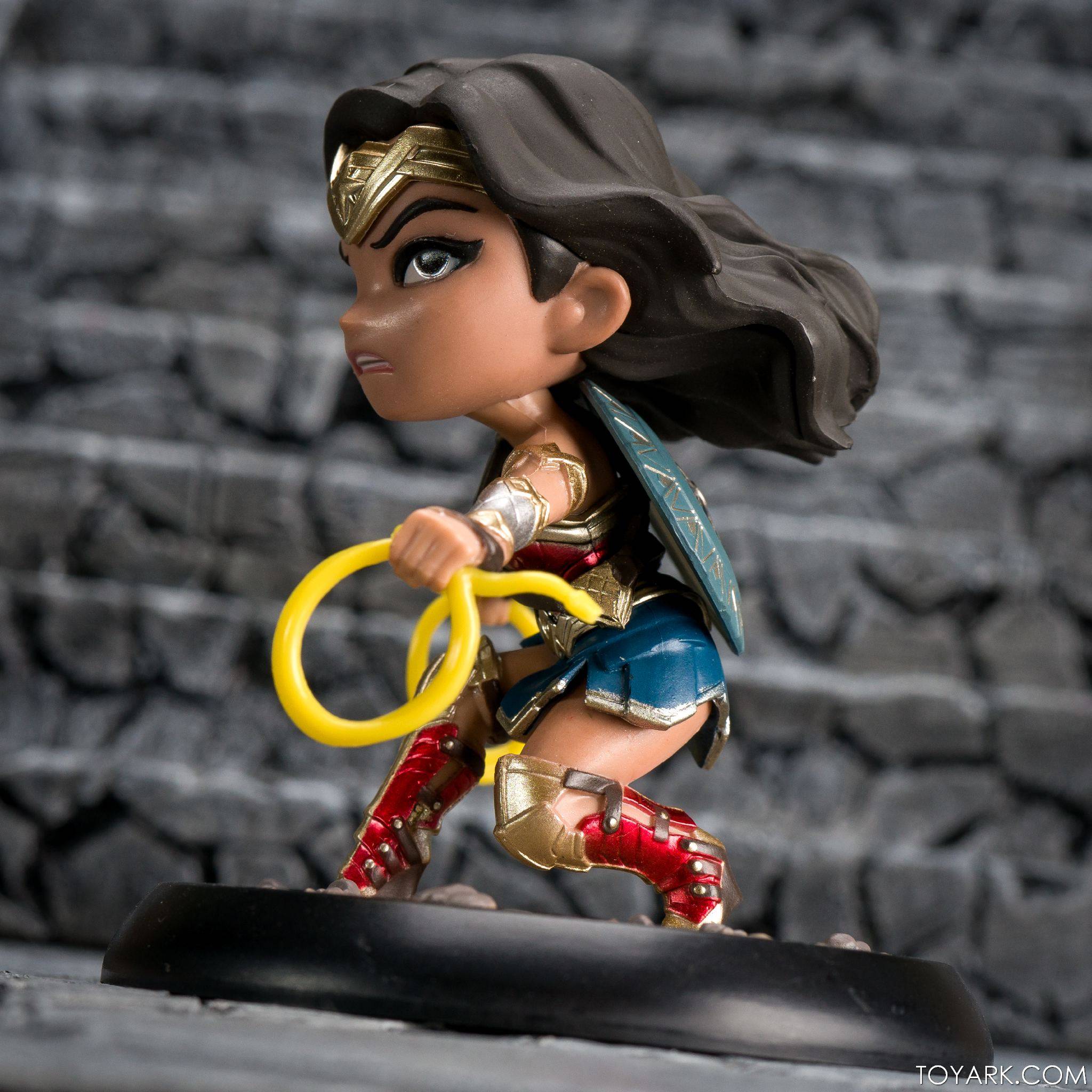 qmx现货qfigdc系列神奇女侠正义联盟手持真言手办