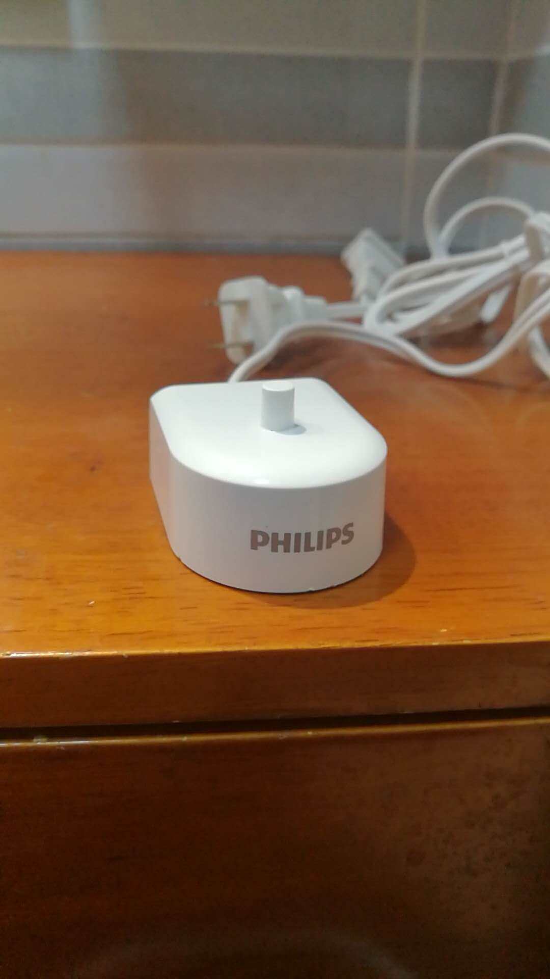 飞利浦声波电动牙刷hx6240二模式送除牙菌斑美白刷头和便携盒子