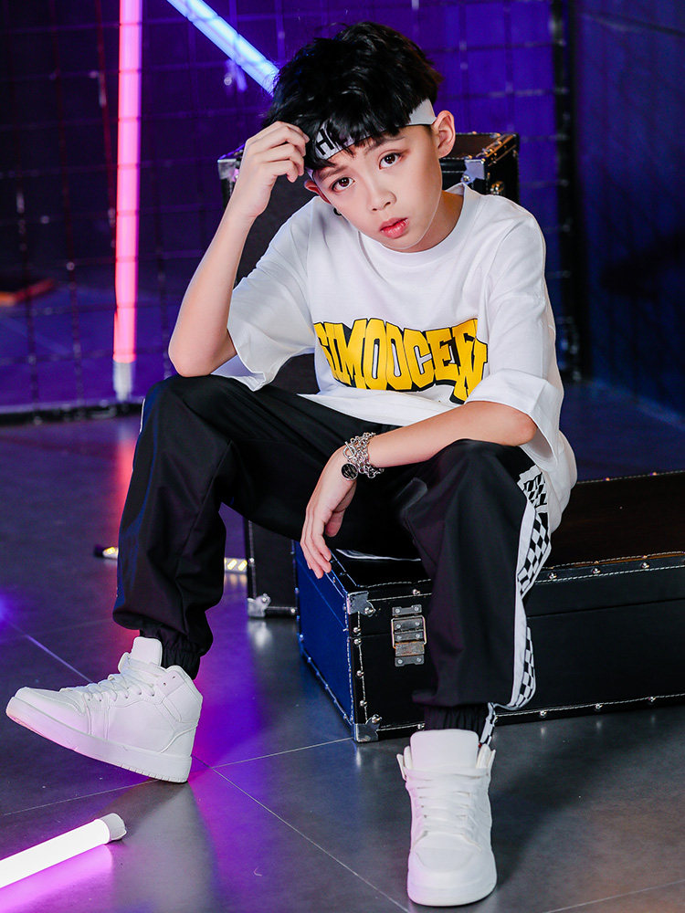 嘻哈儿童街舞套装男孩帅气夏季宽松短袖少儿hiphop男童演出服潮装