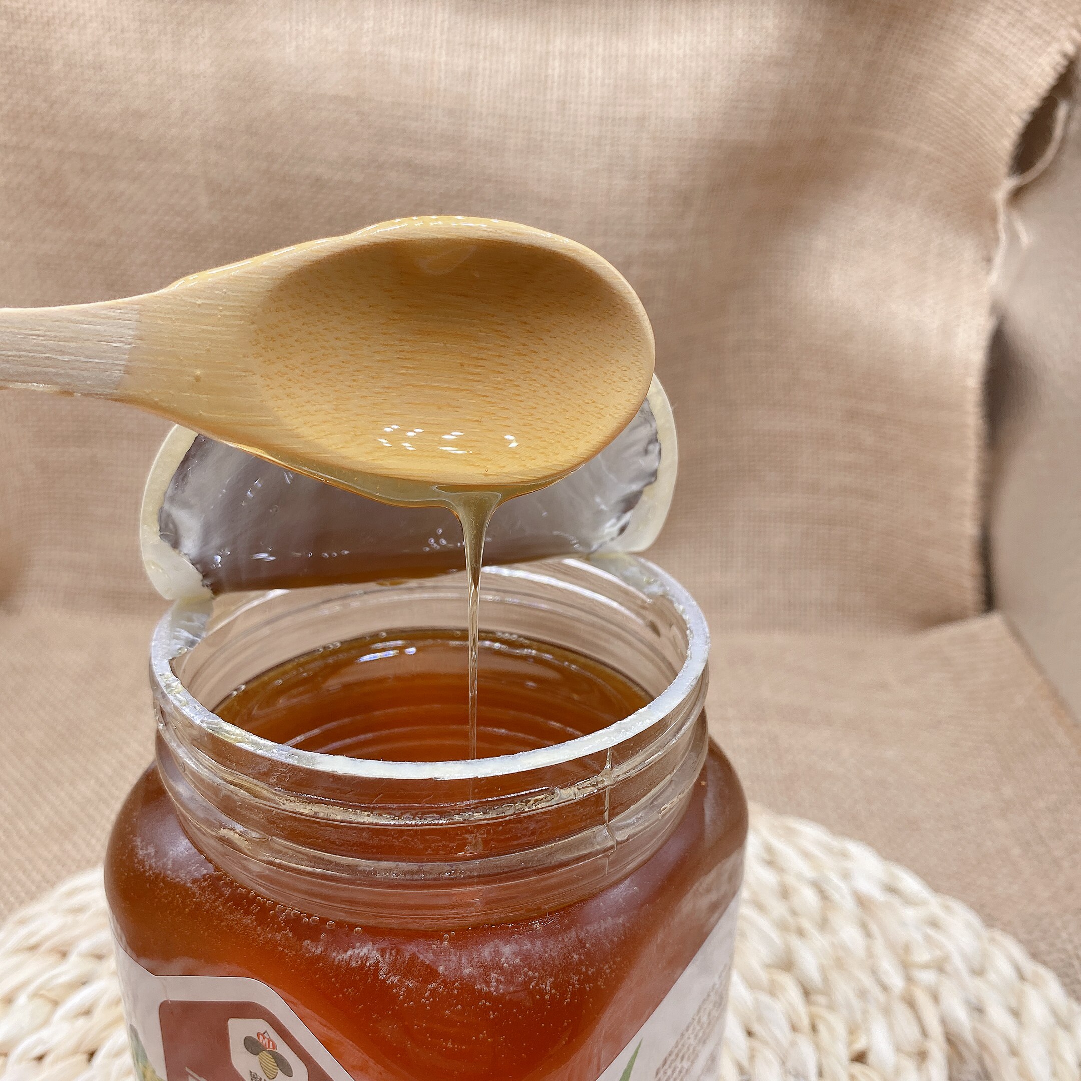 2斤正宗新疆枣花蜂蜜2斤纯天然农家自产土蜂蜜野生黑蜂液态枣花蜜