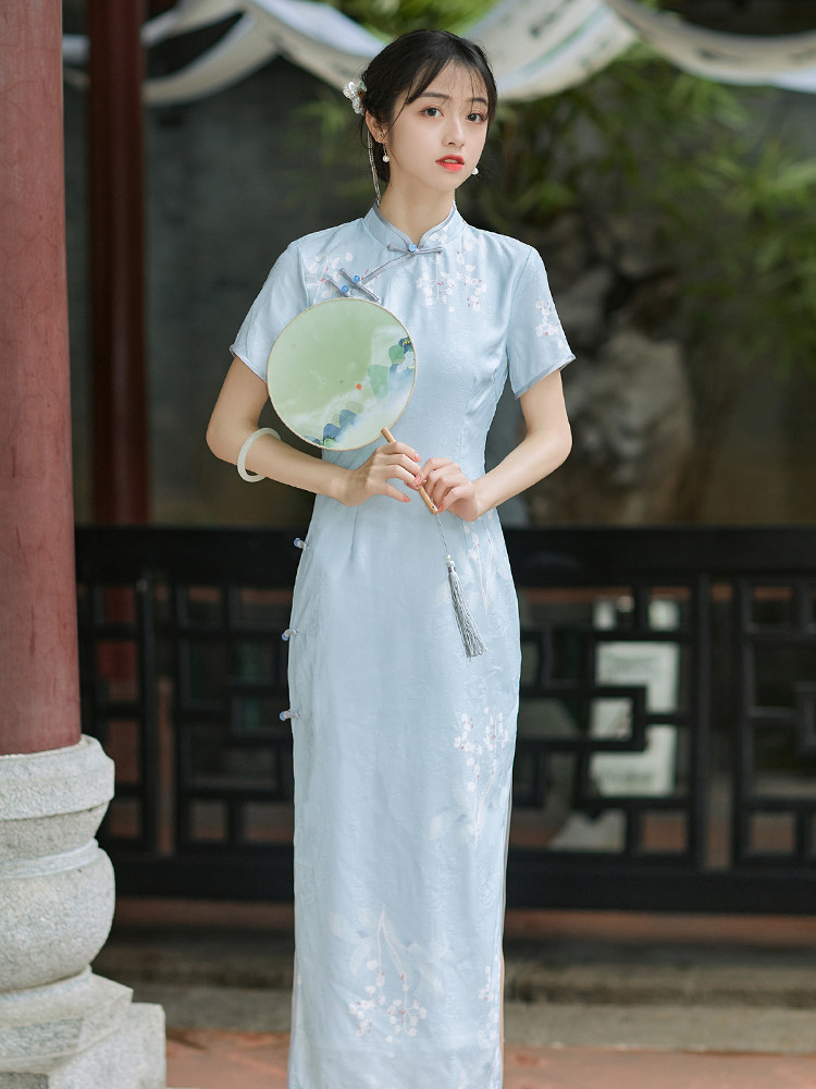 花开栀夏高级蓝色素雅旗袍2022夏季新款国风旗袍