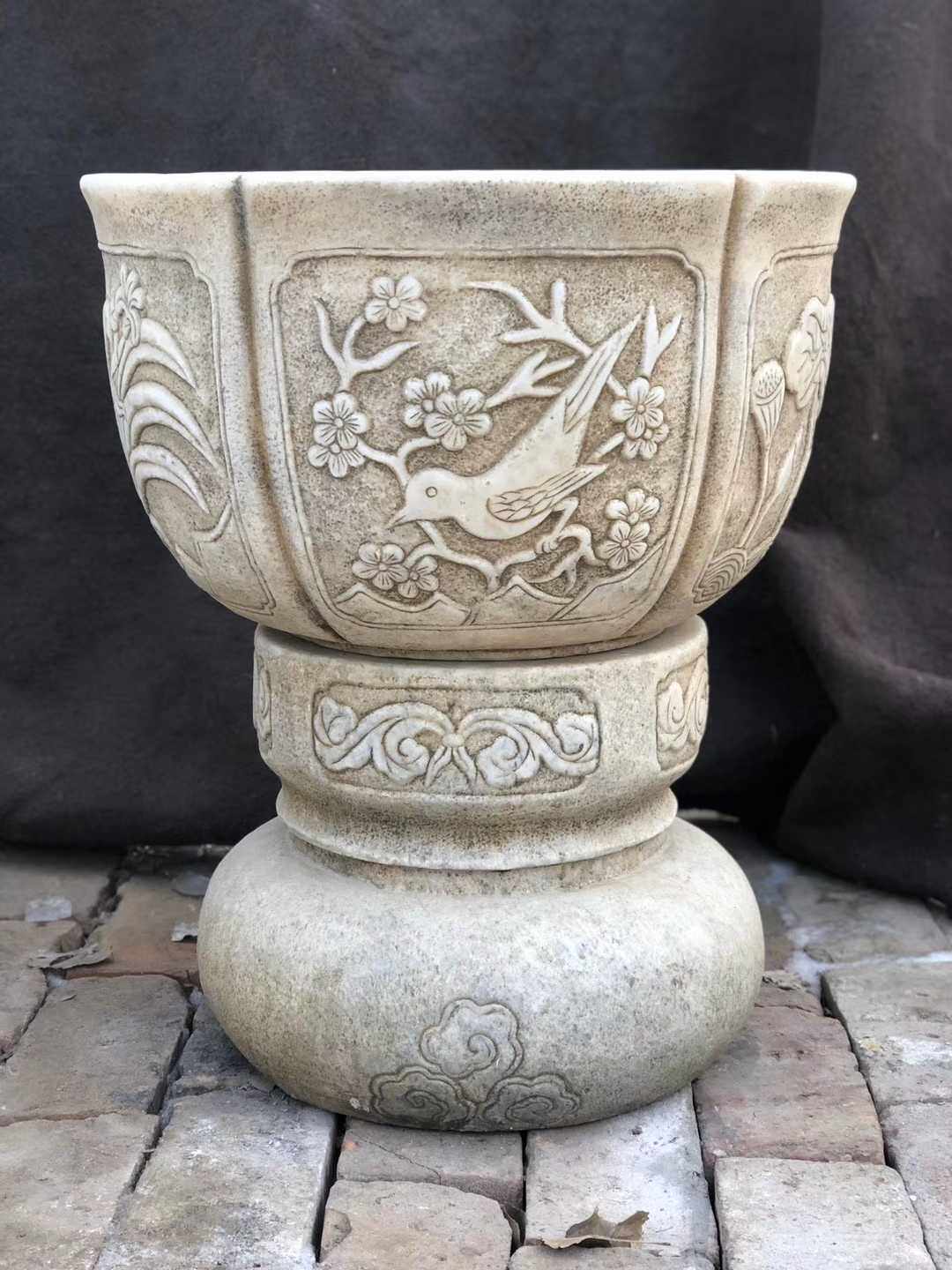 汉白玉石花盆一套盆座两器形美观60公分大理石制品