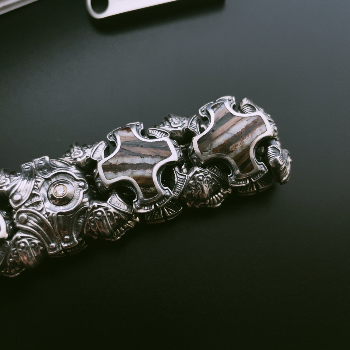 现货美国威廉亨利银饰br5s手工纯银镶钻钻石猛犸手链