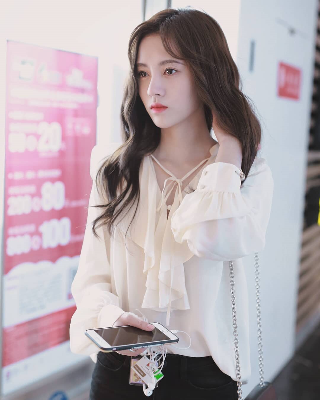 鞠婧上衣秋装早秋2022衬衫洋气仙的祎同款长袖衬衫