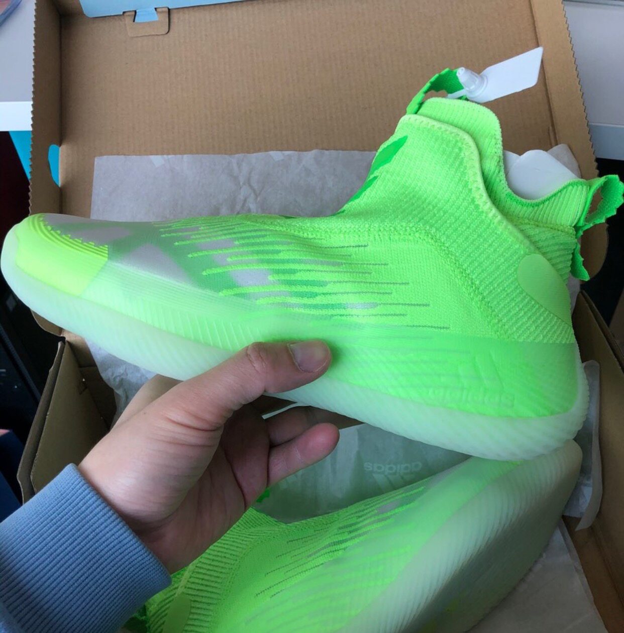 adidas阿迪达斯n3xtl3v3l荧光男子运动缓震透气篮球篮球鞋