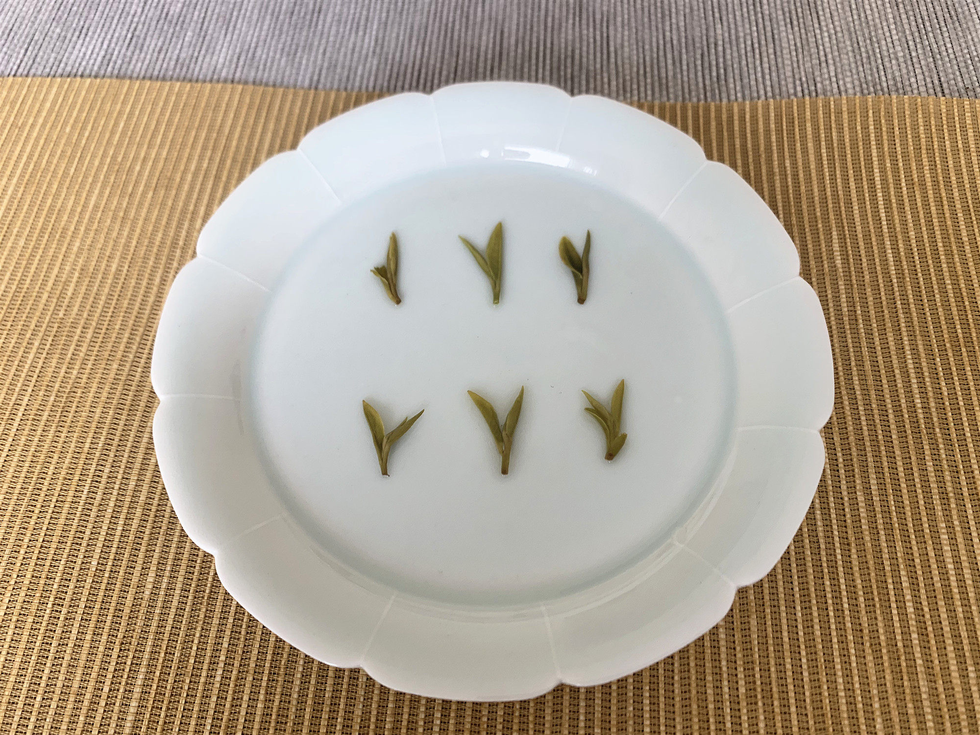 莫干黄芽2021新茶上市前头嫩芽100g散装黄茶高再加工茶