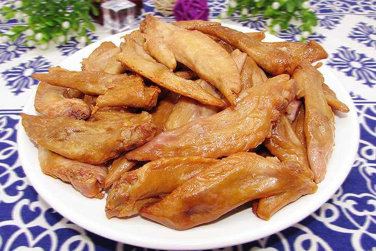 熟食一手卤味熏酱鸡翅东北特产哈尔滨特色开袋鸡肉零食