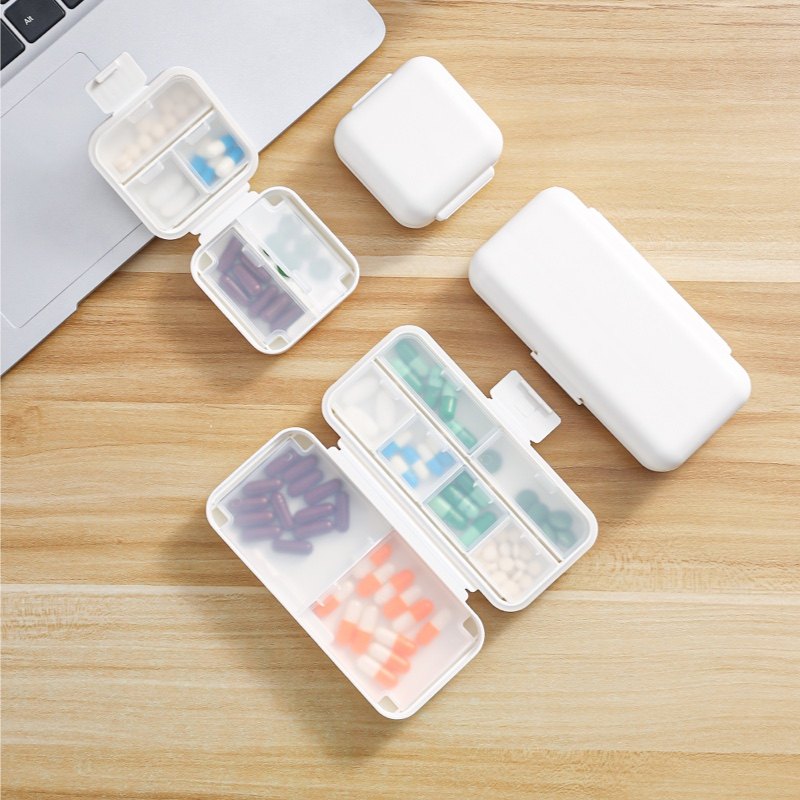 日本药盒便携式家用塑料一周大容量随身分装小号药盒