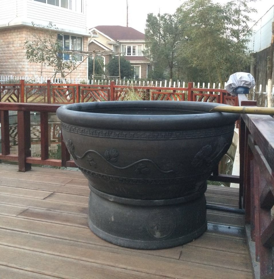 鱼缸生态老北京鱼盆泥盆黑陶澄江直径一米米莲桌面缸